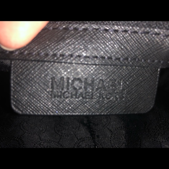 💖Michael Kors saffiano bag💖 - Picture 3 of 5